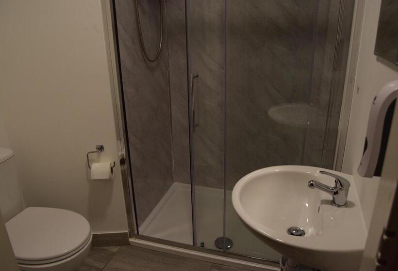 住宿加早餐  The Watling Inn