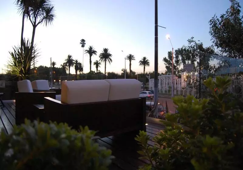 ホテル Mercedes Rambla