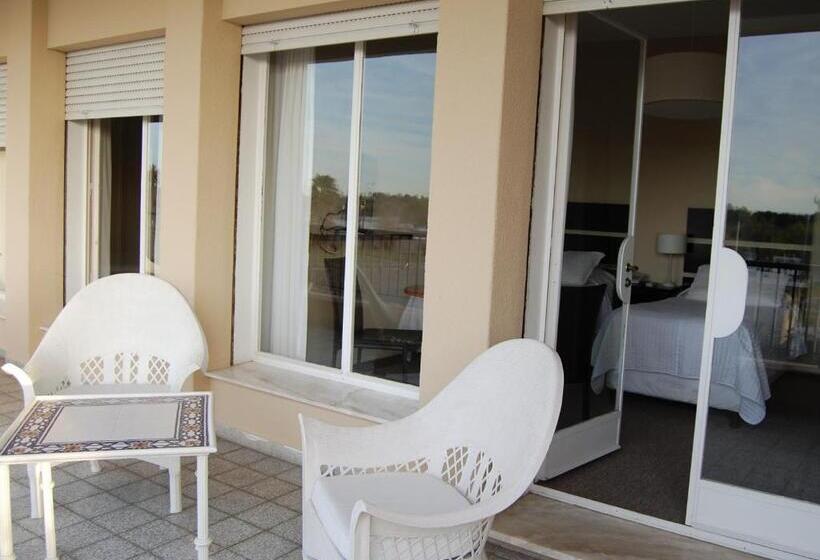 Отель Mercedes Rambla