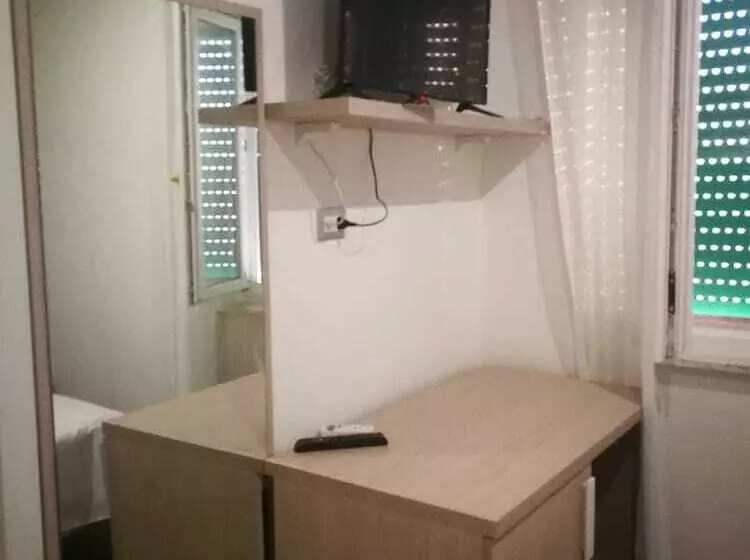 Aamiaismajoitus (B&B) Borgo Marinaro