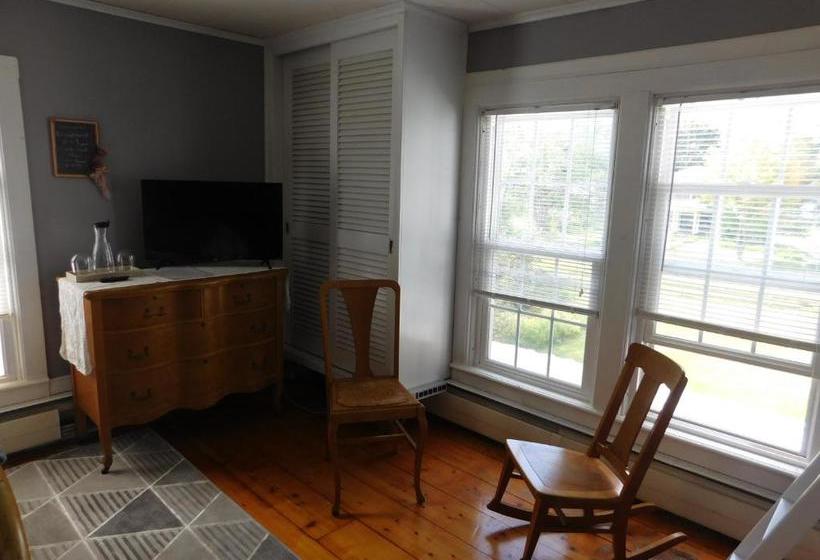 Goose Pond Inn Bed & Breakfast