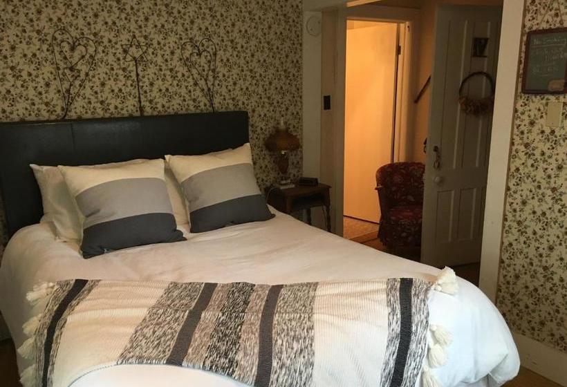 Goose Pond Inn Bed & Breakfast