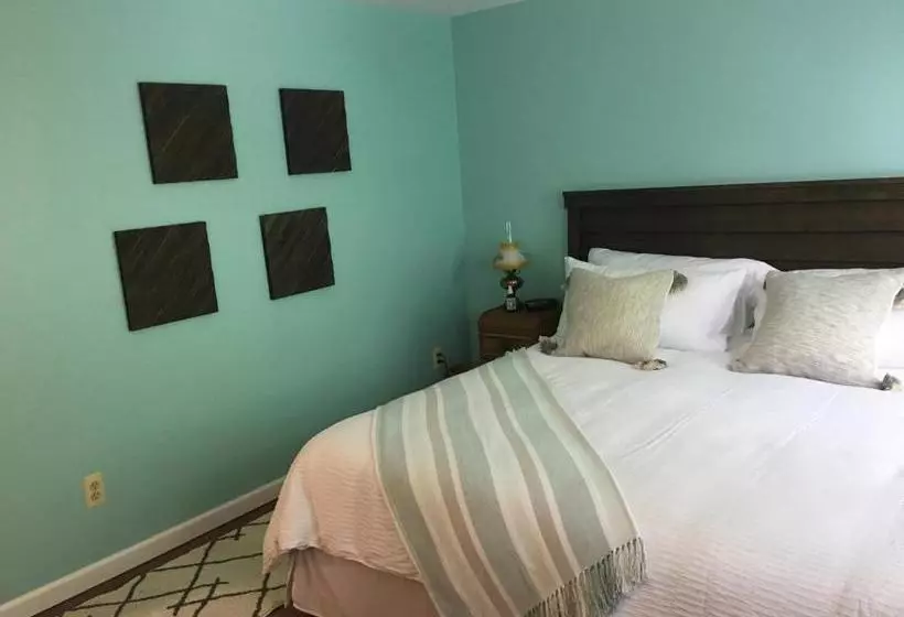 Goose Pond Inn Bed & Breakfast