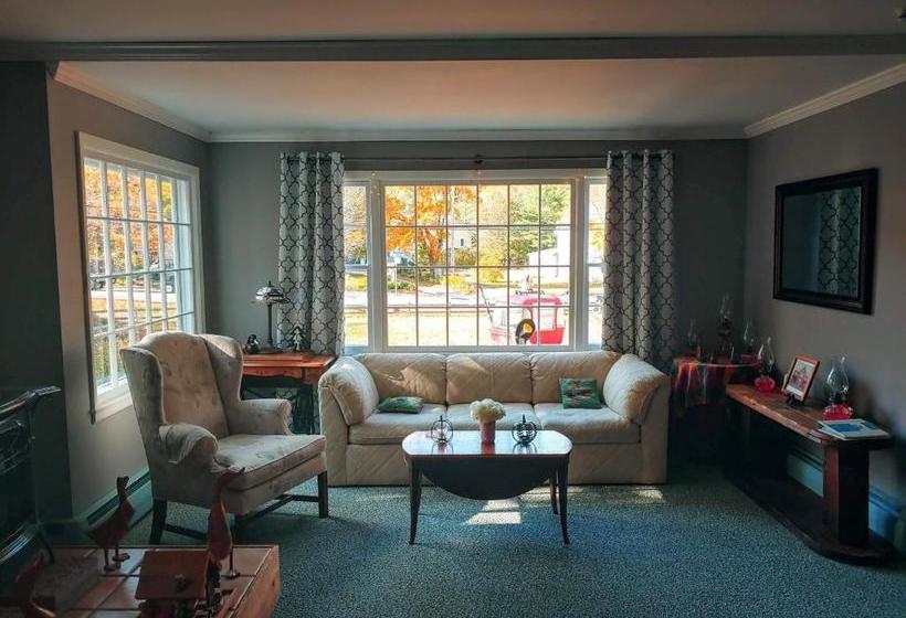 Goose Pond Inn Bed & Breakfast