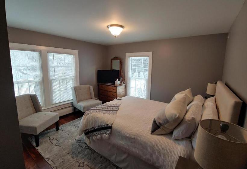 Goose Pond Inn Bed & Breakfast