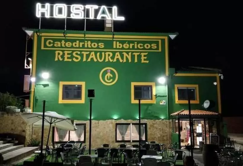 Majatalo Hostal Catedritos Ibéricos A 5 Km 154 A 5 Km De Oropesa A 1 Km De Herreruela De Oropesa