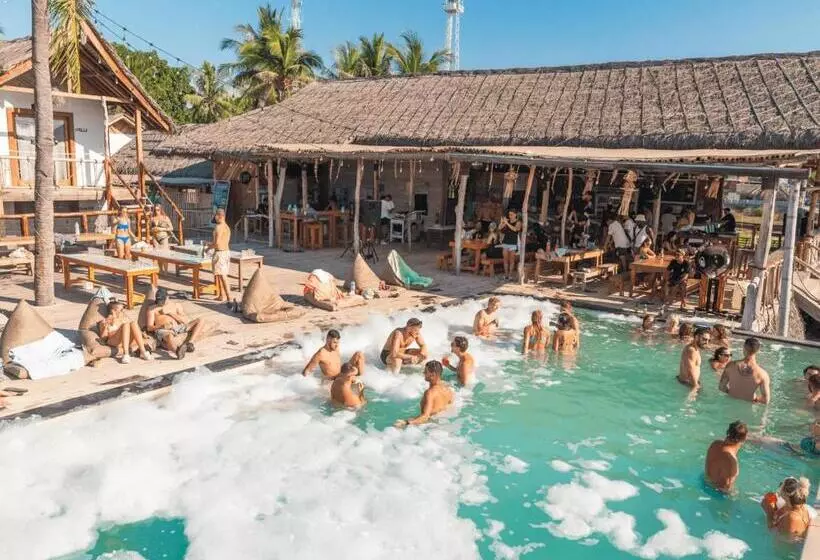 Retkeilymaja Mad Monkey Gili Trawangan