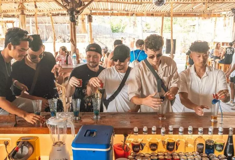 Retkeilymaja Mad Monkey Gili Trawangan