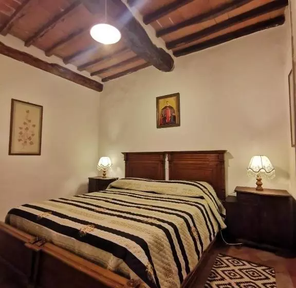 Hotelli Al Podere Del Nonno Romolo