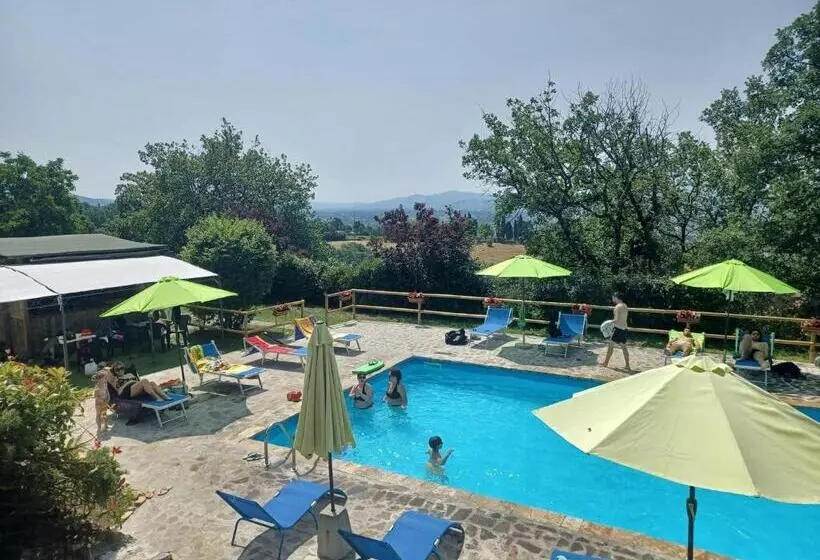 Hotelli Al Podere Del Nonno Romolo