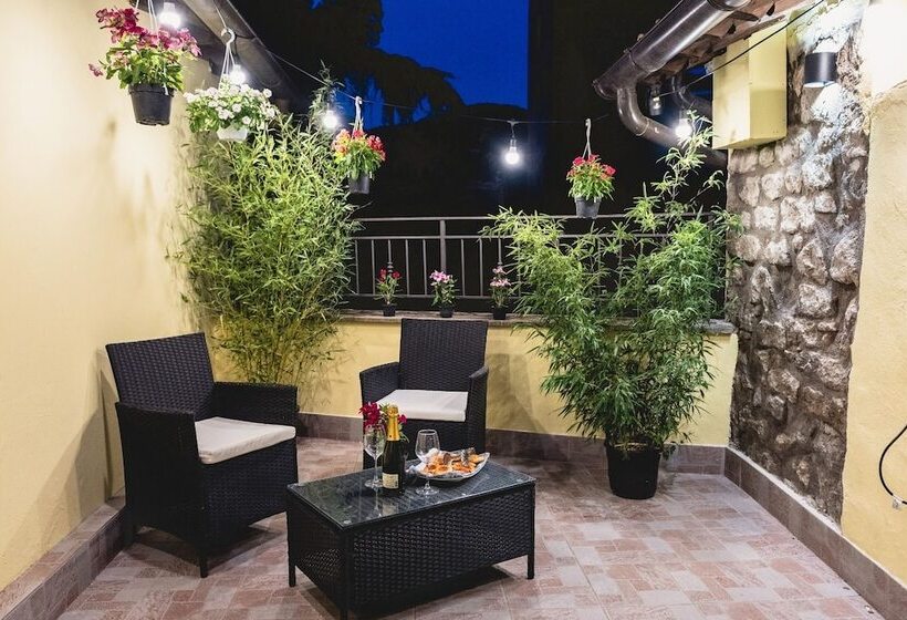 هتل Le Undici Rose