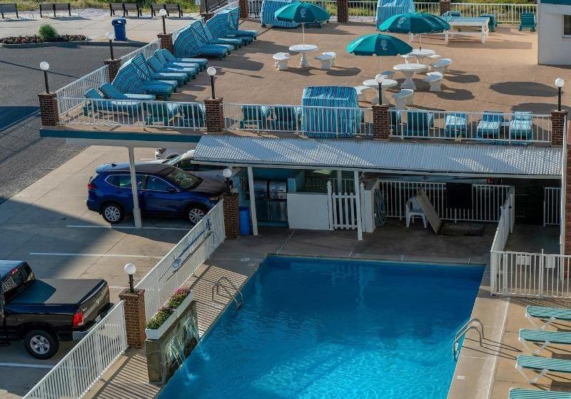 فندق Ocean Holiday