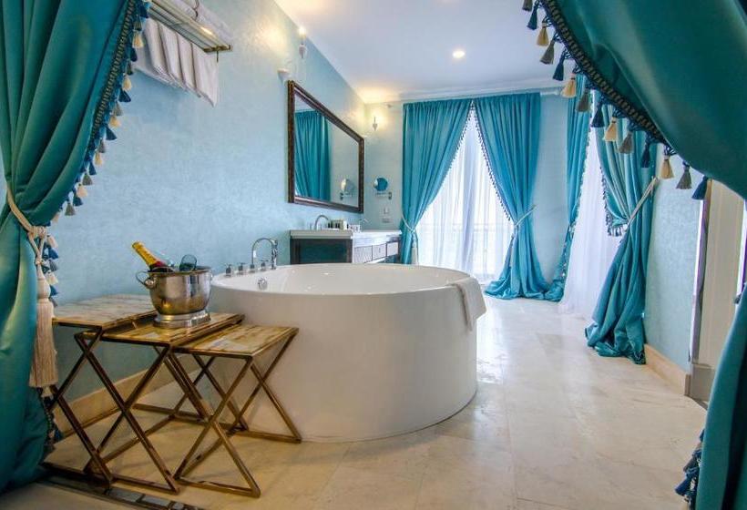 Phoenicia Boutique Hotel & Casino - Adults Only