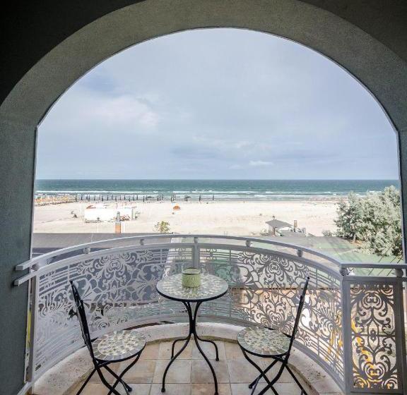 Phoenicia Boutique Hotel & Casino - Adults Only