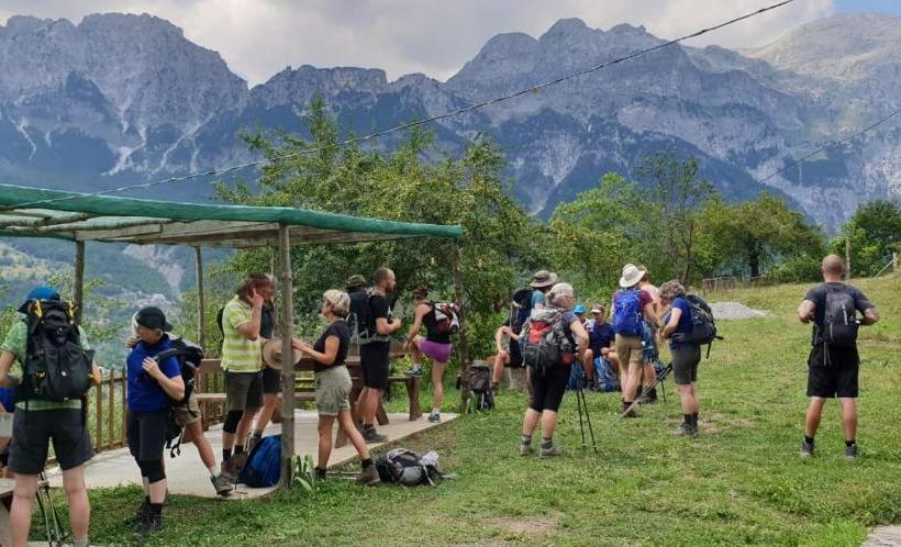 Majatalo Guest House Gjelaj