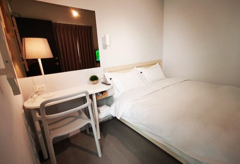 هاستل Bluewater Hotel Xpark Gloria Outlets Taoyuan Baseball Stadium