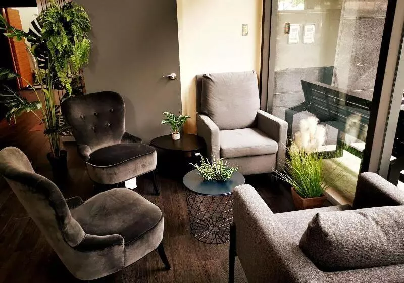 هاستل Bluewater Hotel Xpark Gloria Outlets Taoyuan Baseball Stadium