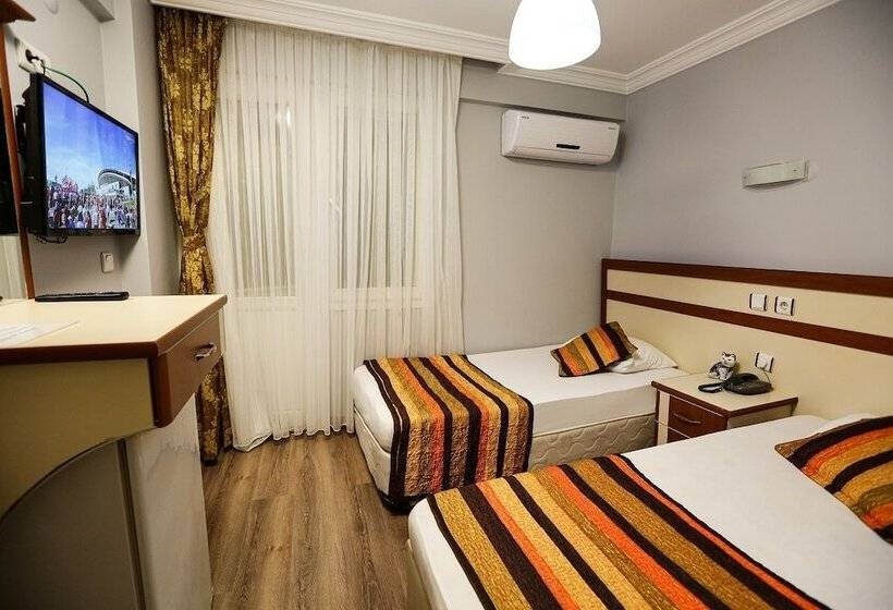 هتل Papi̇llonada