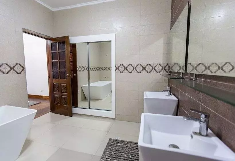 Polana Guest House And Apartments
