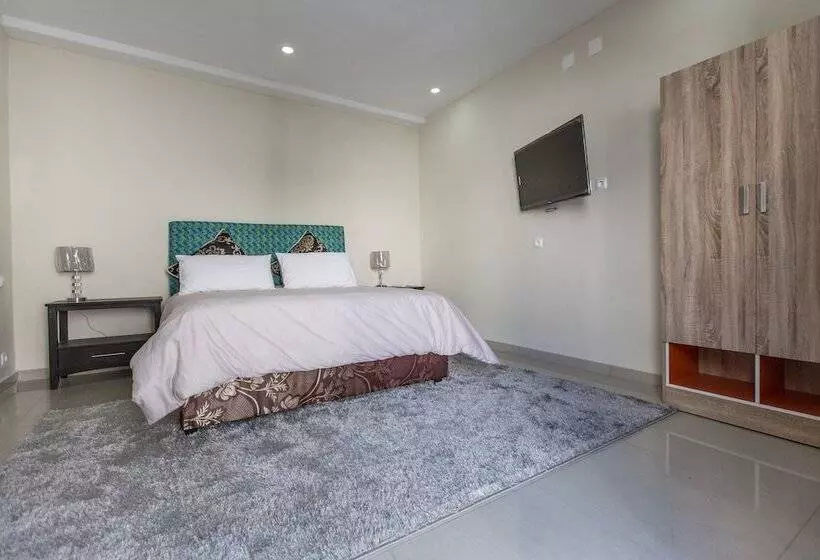 Polana Guest House And Apartments
