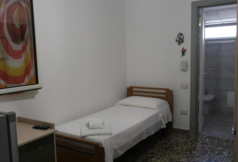 住宿加早餐 Domus Petrosa