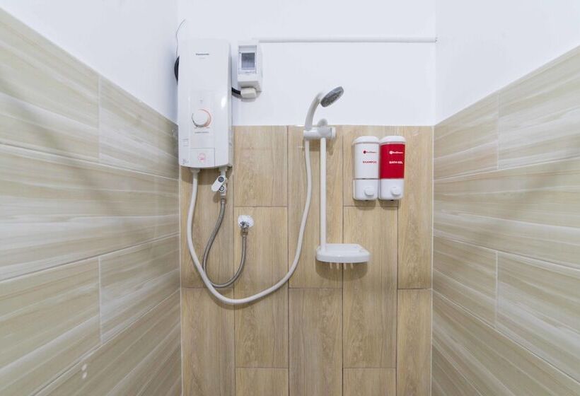 酒店 Reddoorz @ Padre Gomez Davao