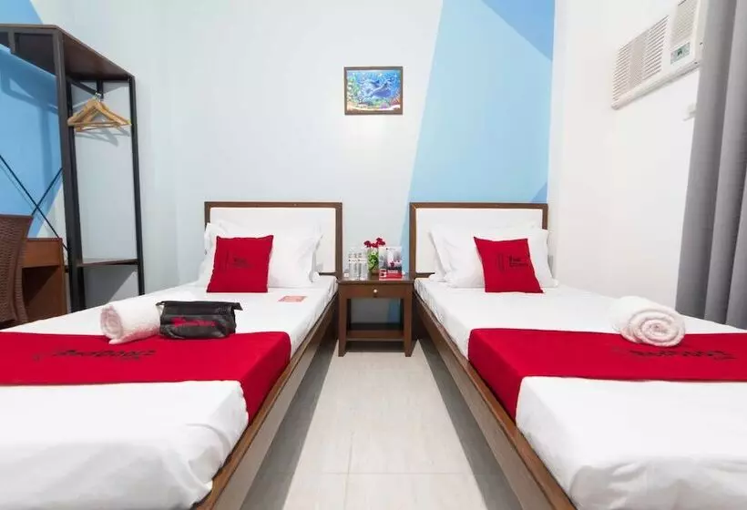 Hotelli Reddoorz @ Padre Gomez Davao