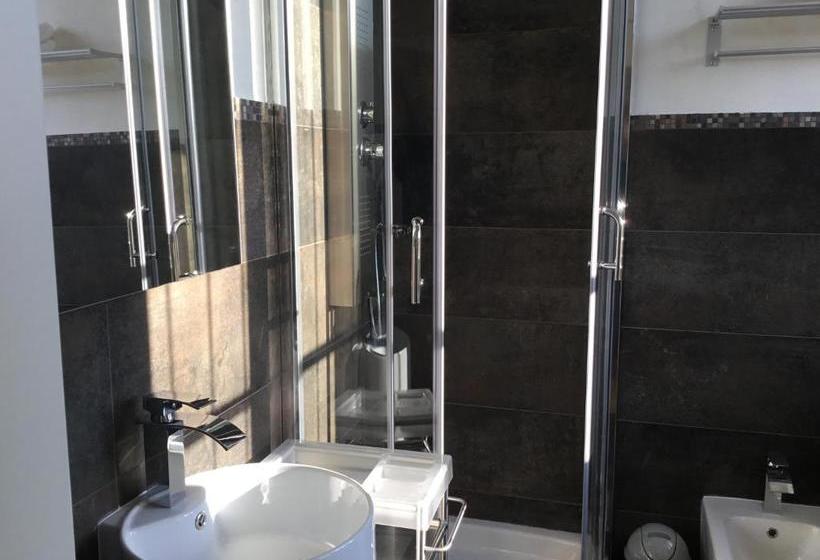 تختخواب و صبحانه A 2 Passi Da