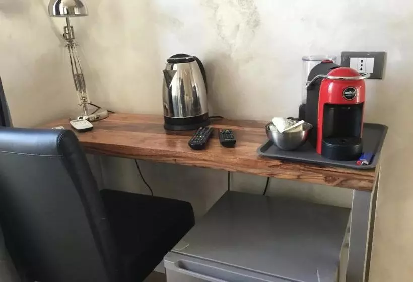 تختخواب و صبحانه A 2 Passi Da