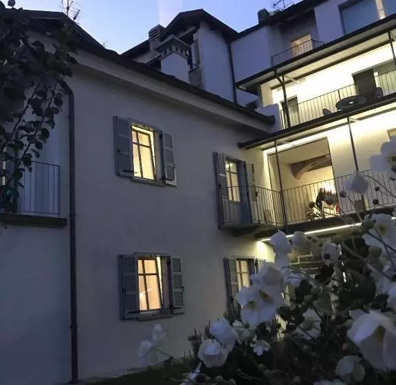 Aamiaismajoitus (B&B) Maison Alliod