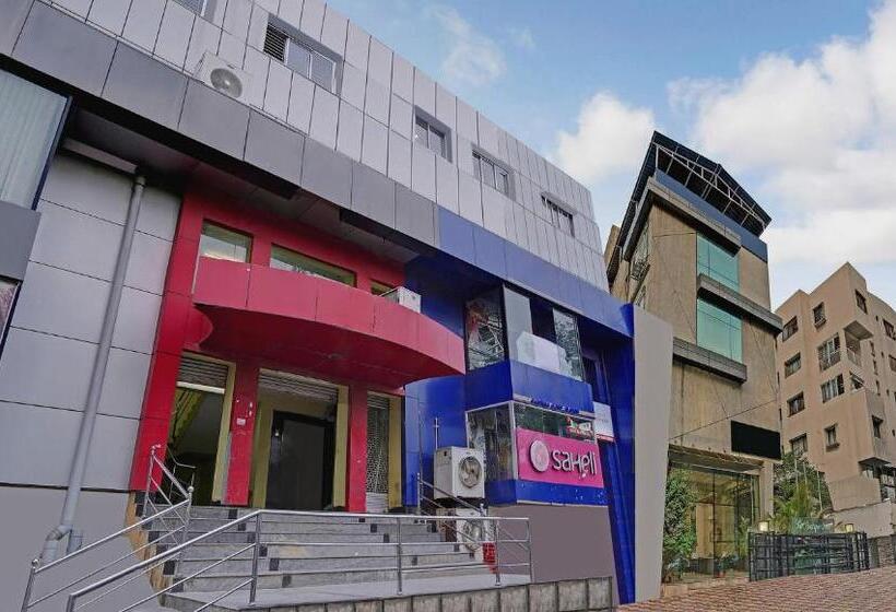 Hotel Super Collection O Kalinga Bapuji Nagar