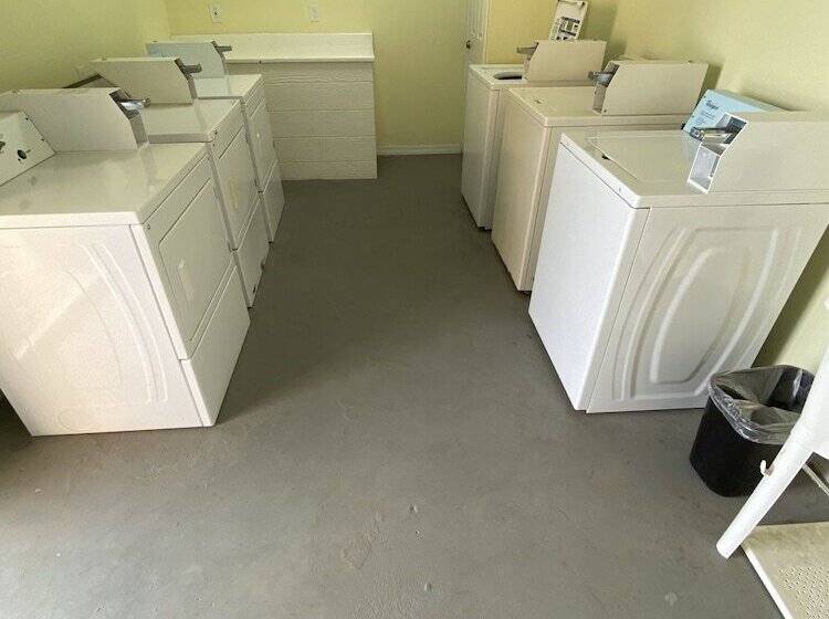 בית מלון כפרי Gila Bend Lodge