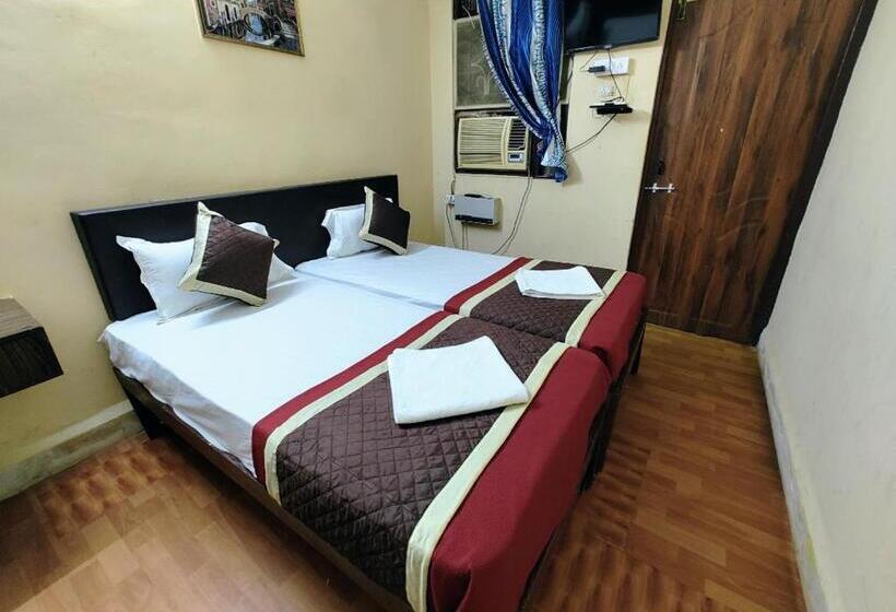 فندق Sea View Resorts