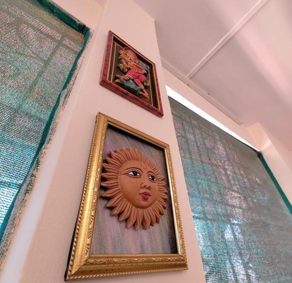 فندق Sea View Resorts