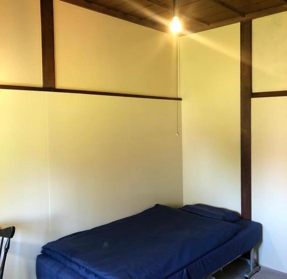 بنسيون 自然の中の古民家ゲストハウスちゃいはな庵 Organic County Style Classic House Chaihana An