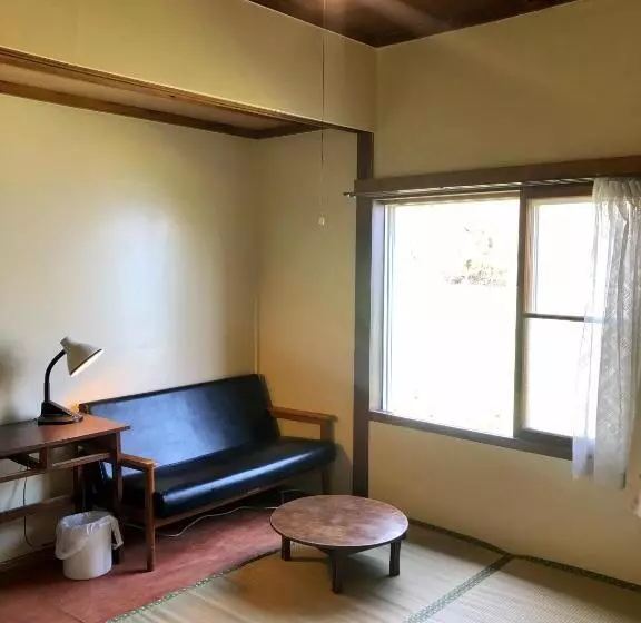ペンション 自然の中の古民家ゲストハウスちゃいはな庵 Organic County Style Classic House Chaihana An