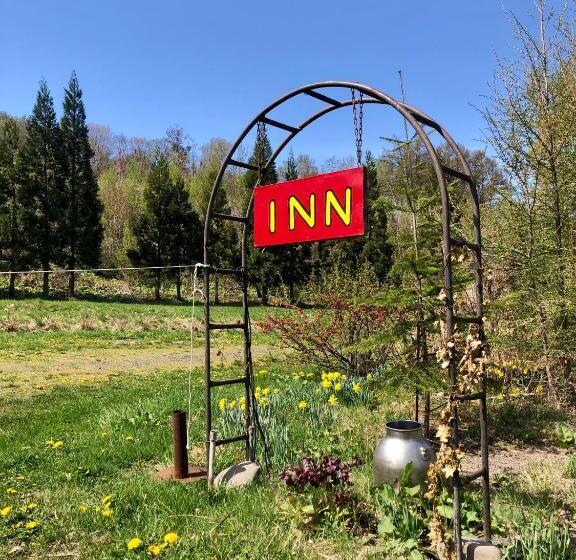 بنسيون 自然の中の古民家ゲストハウスちゃいはな庵 Organic County Style Classic House Chaihana An