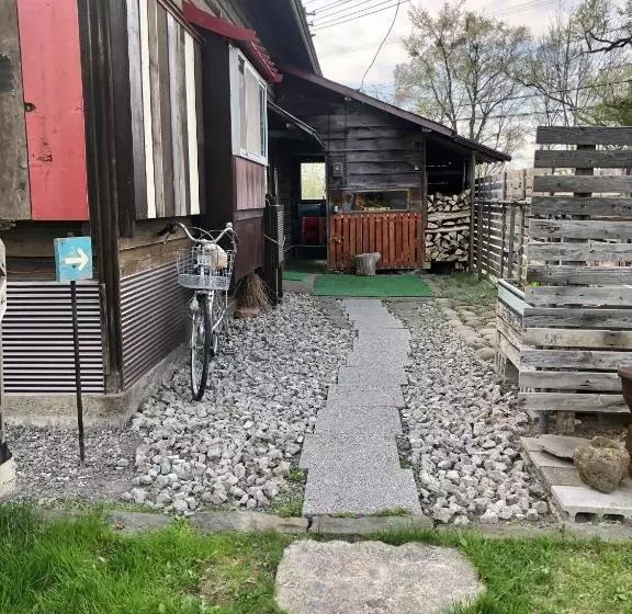 ペンション 自然の中の古民家ゲストハウスちゃいはな庵 Organic County Style Classic House Chaihana An