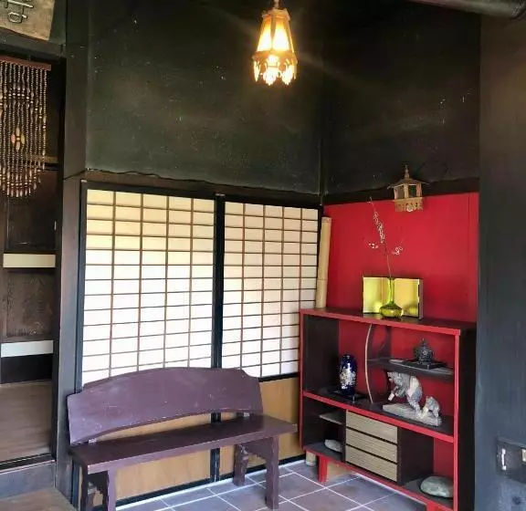 ペンション 自然の中の古民家ゲストハウスちゃいはな庵 Organic County Style Classic House Chaihana An
