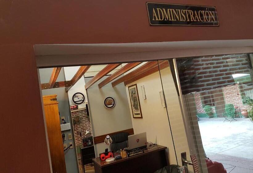 Hostel Buen Descanso