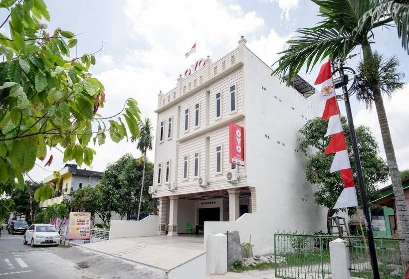 호텔 Oyo 621 Vania Residence