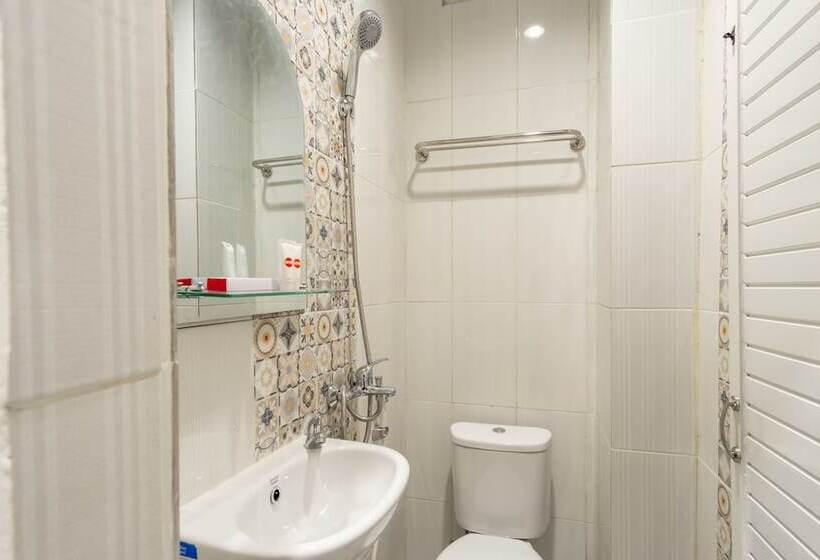 호텔 Oyo 621 Vania Residence