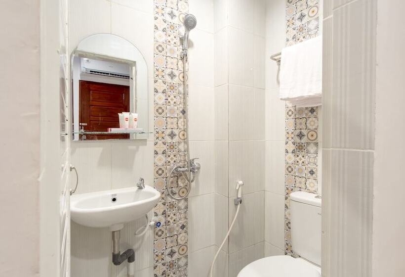 호텔 Oyo 621 Vania Residence