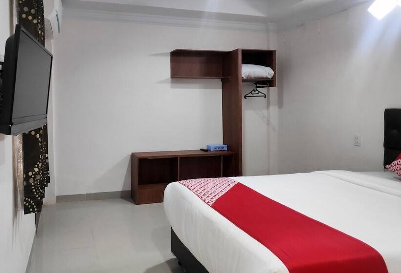 호텔 Oyo 621 Vania Residence