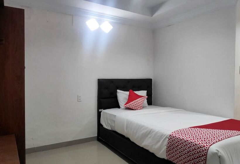 호텔 Oyo 621 Vania Residence