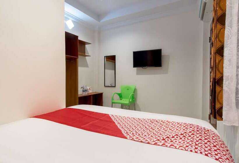 호텔 Oyo 621 Vania Residence