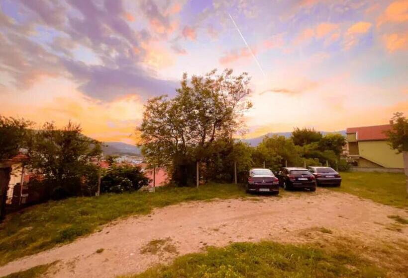 پانسیون Balkan House