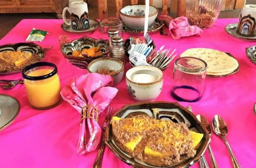 Bed and Breakfast Casa Benavides Inn