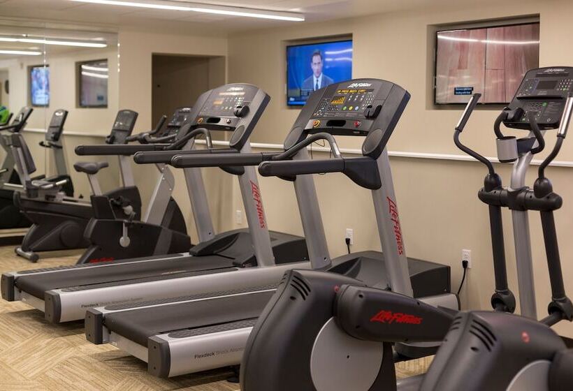 Carlsbad Inn Beach Resort