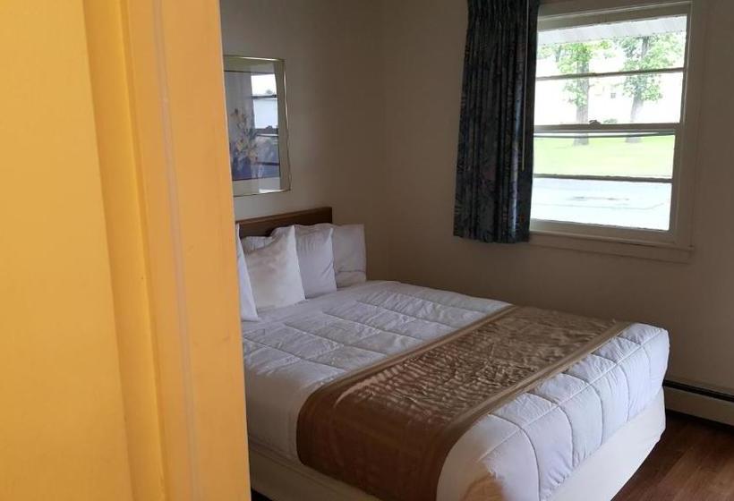 فندق Budget Host Inn